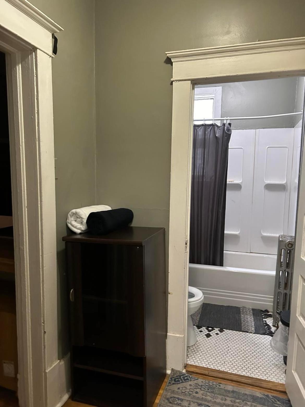 Maryland Homestay In Winnpeg Downtown Winnipeg Quarto foto