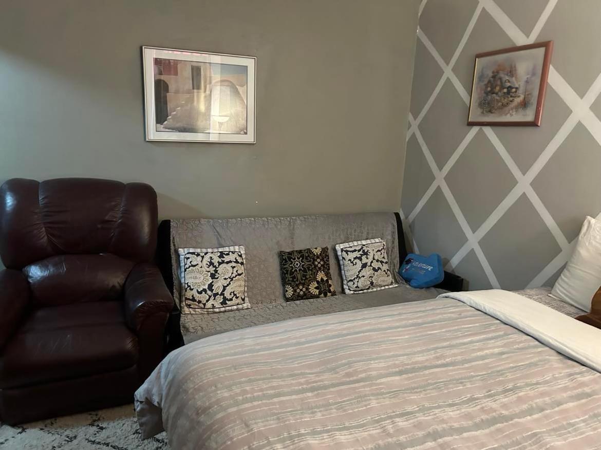 Maryland Homestay In Winnpeg Downtown Winnipeg Quarto foto